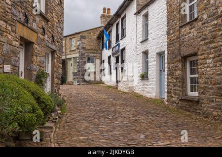 Dent, Cumbria, Royaume-Uni, 12 août 2018 - façade d'un bâtiment en pierre dans le village de Dent dans le Yorkshire Dales, Royaume-Uni Banque D'Images