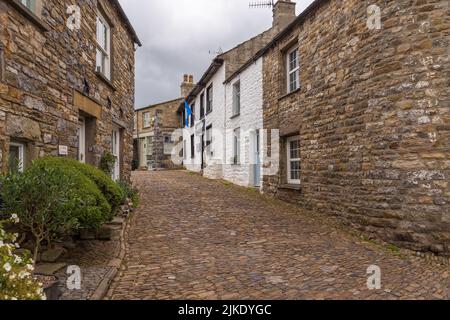 Dent, Cumbria, Royaume-Uni, 12 août 2018 - façade d'un bâtiment en pierre dans le village de Dent dans le Yorkshire Dales, Royaume-Uni Banque D'Images