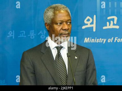 15 mai 2006-Séoul, Corée du Sud-Kofi Annan, du Secrétaire général des Nations Unies, tient une conférence de presse au Ministère sud-coréen des affaires étrangères à Séoul, Corée du Sud. Banque D'Images