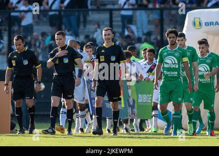 Rio, Brésil - 31 juillet 2022: entrée à la pelouse des joueurs en match entre vasco vs Chapioense par 22th séries du championnat brésilien B, à Sao Banque D'Images