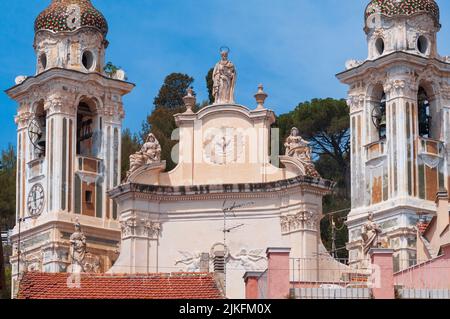 L'Italie, Ligurie, Laigueglia, église San Matteo Banque D'Images