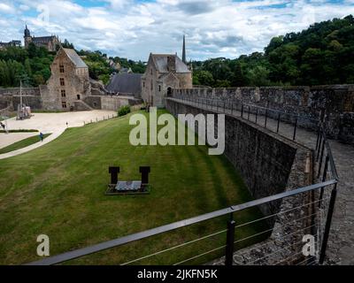 Fougeres, France juillet 2022. Château médiéval à la porte de Fougères de la région du Royaume en France Banque D'Images