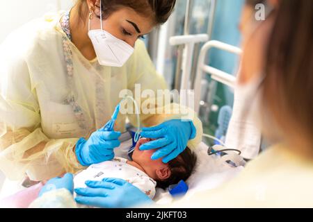 Épidémie de bronchiolite dans un service pédiatrique de l'hôpital. Banque D'Images