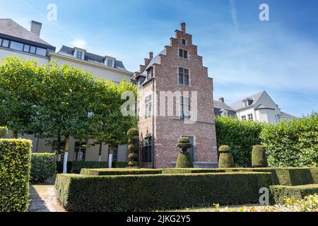 Un jardin formel des amis des Musees Royaux des Beaux Arts de Belgique (amis des Musées royaux des Beaux Arts de Belgique), Bruxelles Banque D'Images