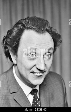 KEN DODD (1927-2018) comédien anglais en février 1966. Photo : Tony Gale Banque D'Images