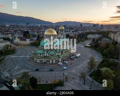 Vue sur la cathédrale Alexandre Nevski à Sofia, Bulgarie Banque D'Images