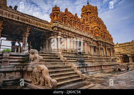 Le Grand Temple de Tanjore ou le Temple de Brihadeshwara a été construit par le roi Raja Raja Cholan à Thanjavur, Tamil Nadu. C'est le temple indien le plus ancien et le plus haut. Banque D'Images