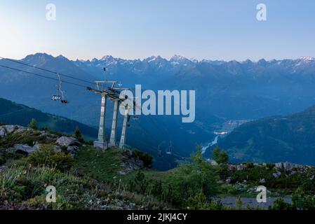 Venet Mountain Railroad, Krahberg, situé sur le sentier européen de randonnée longue distance E5, Zams, Tyrol, Autriche Banque D'Images