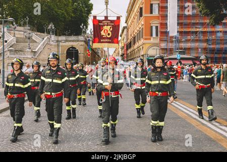 Bologne, ITALIE. 2 août 2022. Cérémonie de commémoration du 42th anniversaire de l'attentat à la bombe de 2 août 1980 à la gare ferroviaire. Crédit: Massimiliano Donati/Alay Live News Banque D'Images