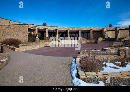 Bâtiment du centre culturel Anasazi et musée à côté des ruines Escalante, Dolores, Colorado Banque D'Images