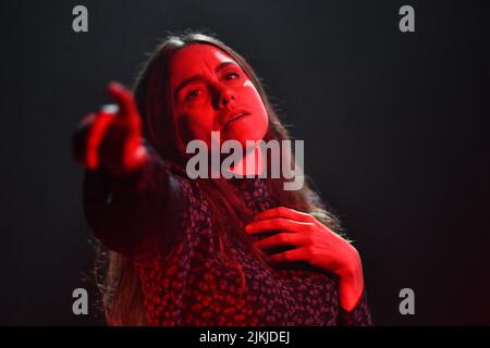 Edinburgh, Écosse, Royaume-Uni, 02 août 2022. L'actrice Emily Bruni en psychodrame au traverse Theatre. Credit sst/alamy Live News Banque D'Images
