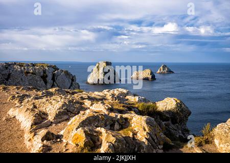 Pointe de Pen-Hir sur la péninsule de Crozon près de Camaret-sur-Mer, Bretagne Banque D'Images
