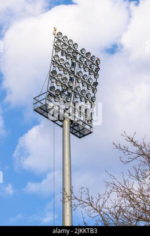 A low angle shot of lighting mast Banque D'Images