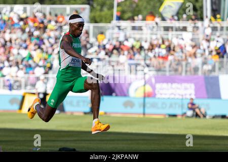 Pedro Pichardo (por) remporte le triple saut avec un saut mondial de 58-10 3/4 (17,95) pendant la session de l'après-midi le jour 9 de l'Athlétisme mondial Banque D'Images