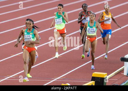 Gudaf Tsegay (ETH) remporte la finale de 5000 mètres en un temps de 14:46,29 au cours de la séance de l'après-midi du 9 e jour des Championnats du monde d'athlétisme Oregon22 Banque D'Images