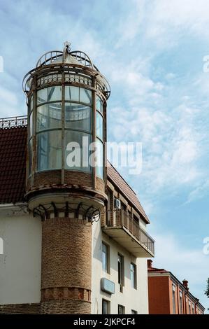 Tour en verre d'un hôtel de ville de Signagi, Géorgie Banque D'Images