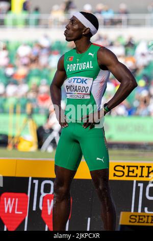 Pedro Pichardo (por) remporte le triple saut avec un saut mondial de 58-10 3/4 (17,95) pendant la session de l'après-midi le jour 9 de l'Athlétisme mondial Banque D'Images