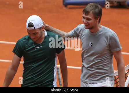 Alexandre Bublik du Kazakhstan et Miomir Kecmanovic de Serbie pendant le tournoi de tennis Mutua Madrid ouvert 2022 sur 3 mai 2022 au stade Caja Magica à Madrid, Espagne - photo Laurent Lairys / DPPI Banque D'Images