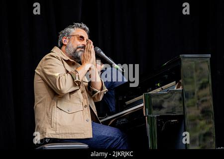 No Borders Music Festival Italie 31 juillet 2022 Brunori SAS live at Tarvisio © Andrea Ripamonti / Alay Banque D'Images