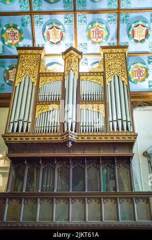 L'orgue et une partie du toit de l'église St Mary à Petworth, West Sussex, Royaume-Uni Banque D'Images
