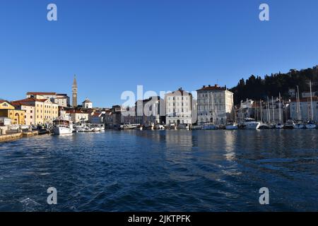 Une belle photo de Piran, une ville côtière en Slovénie Banque D'Images