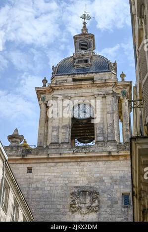La tour de l'horloge Grande Horloge à la rue de la Gosse à la Rochelle, France Banque D'Images