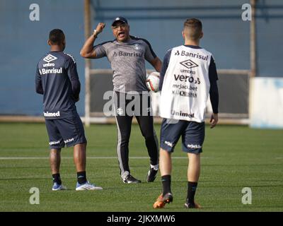 Porto Alegre, Brésil. 03rd août 2022. RS - Porto Alegre - 08/03/2022 - ENTRAÎNEMENT DE GREMIO - Roger Machado entraîneur de Gremio pendant l'entraînement au stade CT do Gremio. Photo: Maxi Franzoi/AGIF/Sipa USA crédit: SIPA USA/Alay Live News Banque D'Images