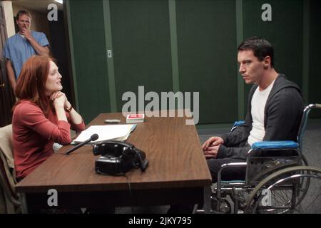 JULIANNE MOORE, JONATHAN RHYS MEYERS, abri, 2010 Banque D'Images