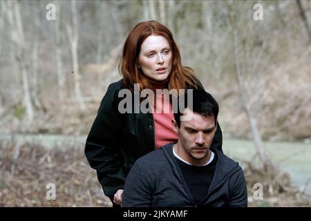 JULIANNE MOORE, JONATHAN RHYS MEYERS, abri, 2010 Banque D'Images