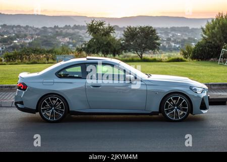 2022 BMW 22Oi photoshoot au coucher du soleil et jour à Johannesburg afrique du Sud Banque D'Images