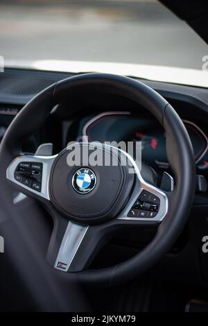 2022 BMW 22Oi photoshoot au coucher du soleil et jour à Johannesburg afrique du Sud Banque D'Images