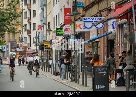 Särenszene, Passanten, Leipziger Straße, Bockenheim, Francfort-sur-le-main, Hessen, Allemagne Banque D'Images