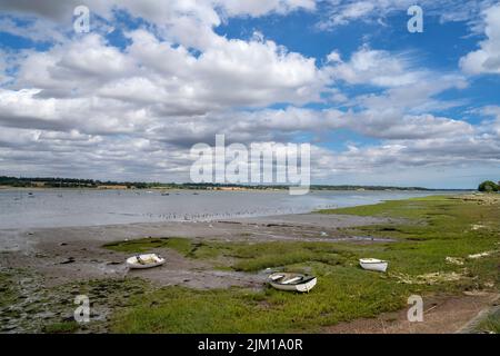 VUE DEPUIS MANNINGTREE DE LA RIVIÈRE STOUR À MARÉE BASSE Banque D'Images