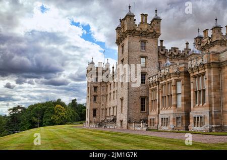 Floors Castle, Roxburgh Estate, Scottish Borders, Écosse, le plus grand bâtiment habité d'Écosse Banque D'Images