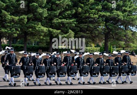 Le Swiss Top Secret Drum corps lors de la répétition de travail du Royal Edinburgh Military Tattoo de cette année, intitulé Voices, à la caserne de Redford, à Édimbourg. Date de la photo: Jeudi 4 août 2022. Banque D'Images