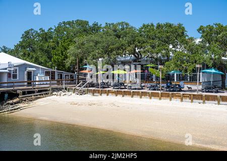 Le restaurant de la tante Kate, situé sur le front de mer, sur la rivière Tolomato, à St. Augustine, en Floride, propose une cuisine familiale de qualité et des fruits de mer locaux frais. (ÉTATS-UNIS) Banque D'Images