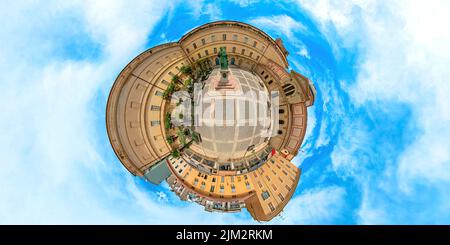 Ajaccio, Corse, France - juin 2022 : panorama aérien à 360 degrés sur une petite planète de la cour du musée Fesch avec statue de la cardinal Fesch et impériale Banque D'Images