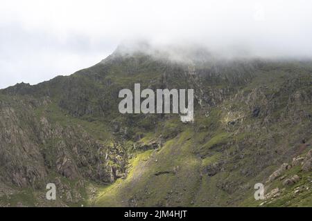 Les mineurs de PYG suivent Snowdonia Mountain Snowdonia National Park North wales Banque D'Images