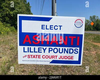 Augusta, GA États-Unis - 04 29 22: Panneau d'élection locale Elect Ashanti Lilley Ponds signe Banque D'Images