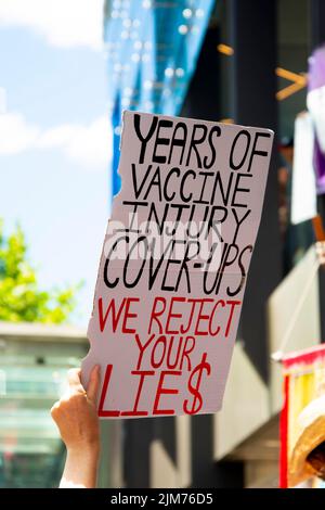 Perth, Australie - 20 novembre 2021 : manifestation de la liberté contre les mandats de vaccination Banque D'Images