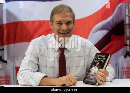 Dallas, États-Unis. 04th août 2022. Jim Jordan, représentant américain du district du Congrès de l'Ohio en 4th, fait la promotion de son livre lors de la conférence CPAC Texas 2022 au Hilton Anatole à Dallas, TX, le August4, 2022. (Photo de Lev Radin/Sipa USA) crédit: SIPA USA/Alay Live News Banque D'Images