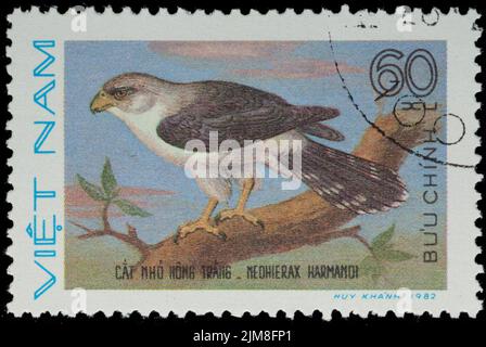 VIETNAM - VERS 1982: Timbre - aigle animal d'oiseau Banque D'Images