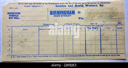 London and North Western Railway, Birmingham New Street - Une lettre de transport de colis de journal (Royaume-Uni) - 1909 pour livraison à Smith (W H Smith?) Banque D'Images