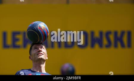 Robert Lewandowski lors de sa présentation en tant que nouveau joueur du FC Barcelone au stade Camp Now sur 5 août 2022 à Barcelone, Espagne. (Photo de Bagu Blanco / PRESSIN) Banque D'Images