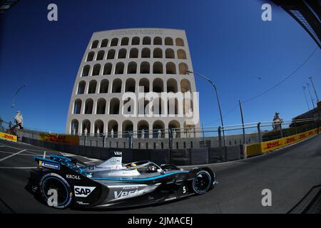 Circuito Cittadino dell'EUR, Rome, Italie - 2022 AVRIL 10 : Stoffel Vandoorne (bel) - Mercedes-EQ Silver Arrow 02 - Mercedes EQ Formula E Team (photo Banque D'Images