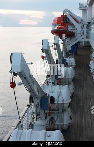 Radeau de sauver des vies lors d'un accident en mer Banque D'Images