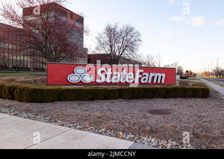 Bloomington, Illinois, États-Unis - 26 mars 2022 : siège social de State Farm à Bloomington, Illinois, États-Unis. Banque D'Images