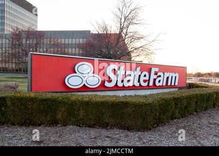 Bloomington, Illinois, États-Unis - 26 mars 2022 : siège social de State Farm à Bloomington, Illinois, États-Unis. Banque D'Images