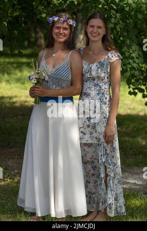 Mariée avec sœur, Mecklembourg-Poméranie occidentale, Allemagne Banque D'Images