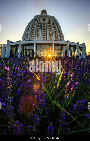 Temple de Bahai, seule maison de culte et centre religieux de la religion de Bahai en Europe, Hofheim-Lorsbach, Taunus, Hesse, Allemagne Banque D'Images